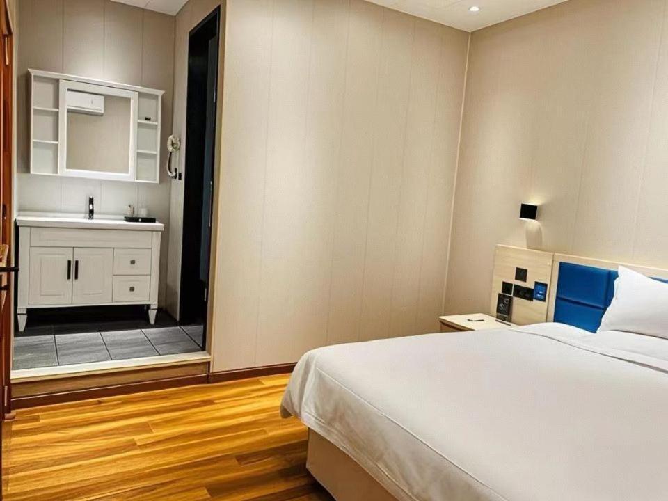 Qiqiaowu Hotel Beijing Daxing Airport Line Caoqiao Subway Station Branch Dış mekan fotoğraf